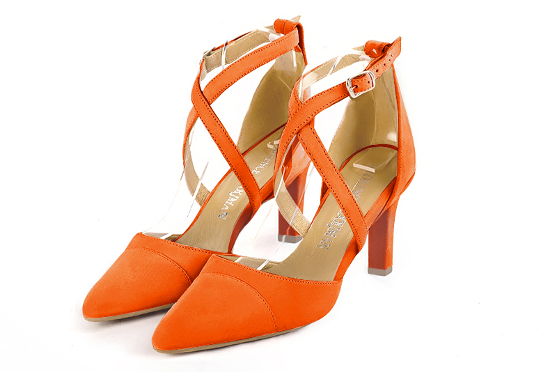 Clementine orange women's open side shoes, with crossed straps. Tapered toe. High slim heel. Front view - Florence KOOIJMAN